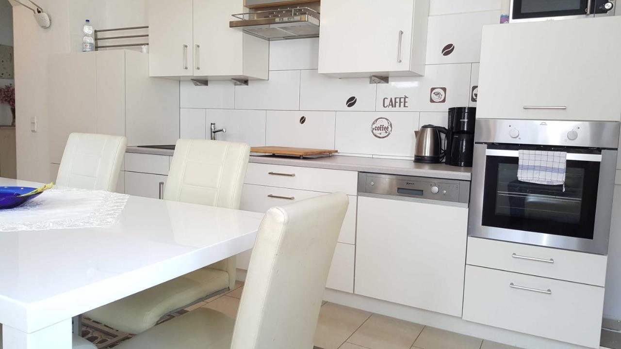 Holiday Apartment Эссен Экстерьер фото