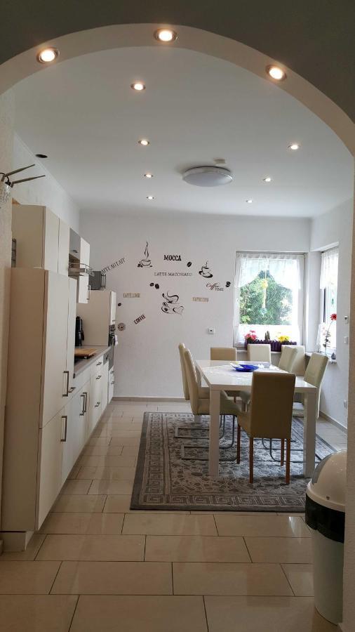 Holiday Apartment Эссен Экстерьер фото
